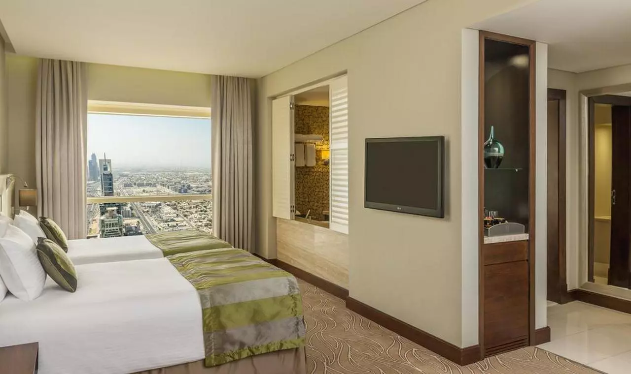 MILLENIULPLAZA_SHABAVIZ (17).jpg